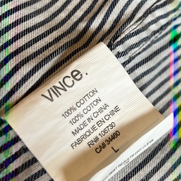 Vince Men's Chambray Stripe Button up Casual Shirt Size L - Picture 9 of 9